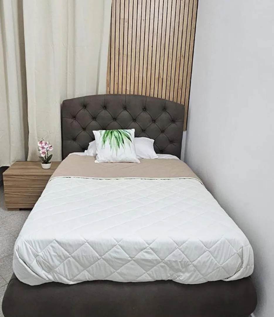 Robin Suites 2 Rom